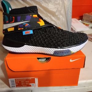 Nike sneakers,brand new